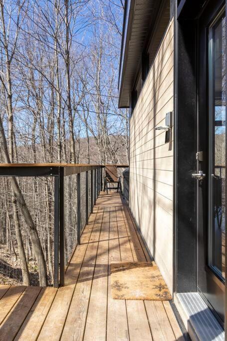 Villa Cabin Sutton 252 - En Harmonie Avec La Nature! Exterior foto